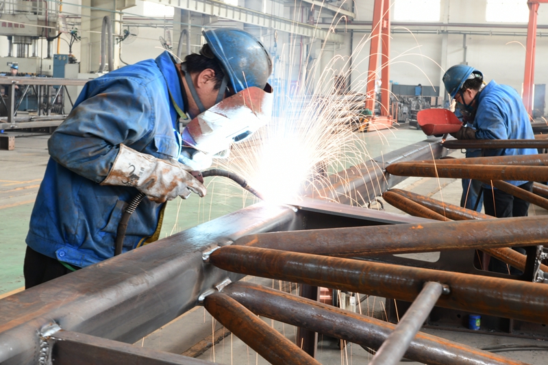 2021年5月七，陜建機(jī)股份舉辦為期6個(gè)月的“學(xué)黨史建功‘十四五’ 開新局奮進(jìn)新征程”為主題的勞動(dòng)競(jìng)賽1_副本.jpg