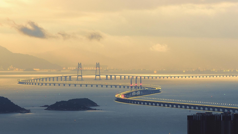 10、龐源租賃參建國家“世紀(jì)工程”港珠澳大橋（2012—2017年）_副本.jpg